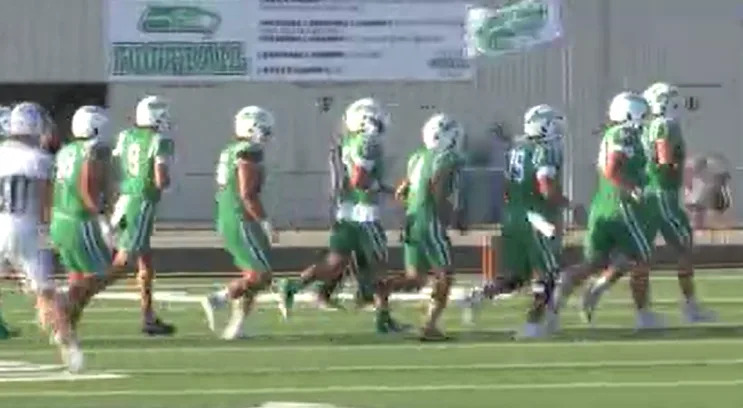 HIGHLIGHTS: No. 6 Wall holds off No. 10 Canyon West Plains in thriller