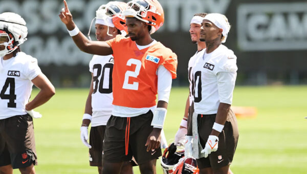 CBS Sports names one Browns QB a ‘winner’ after second preseason game