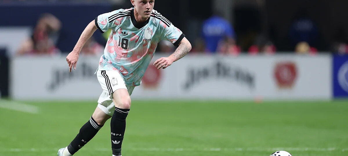 Manchester United Could Move In For This Talented Full-Back: What Will He Add To Carrick’s Side?