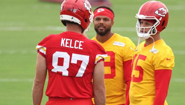 NFL fans voice ‘awful’ concern after watching Patrick Mahomes and Travis Kelce training camp blunder