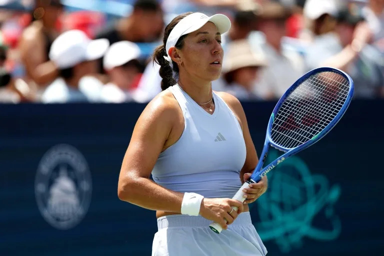Pegula defeats Shnaider to reach Washington Open final