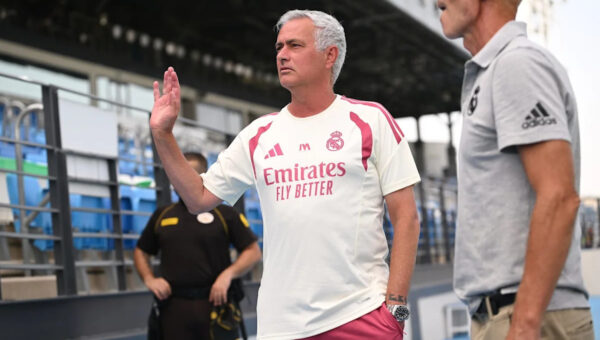 Mourinho to act as a ‘father figure’ to key Real Madrid superstar after fresh extension