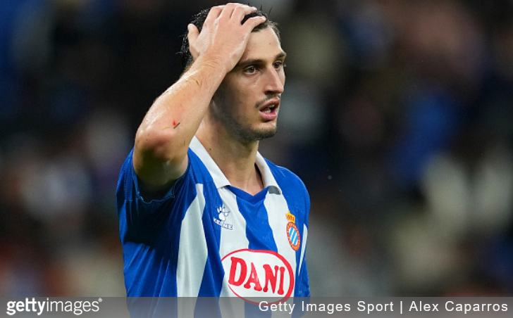 Rayo Vallecano closes in on Roma defender Marash Kumbulla