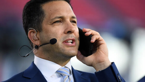 ESPN’s Adam Schefter confirmed as early investor in Underdog, prompting ethic questions