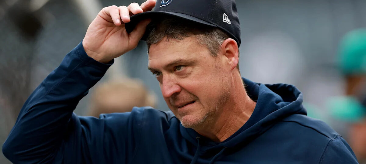 Mariners walk into brick wall, apologize, walk right into brick wall again, lose to Yankees