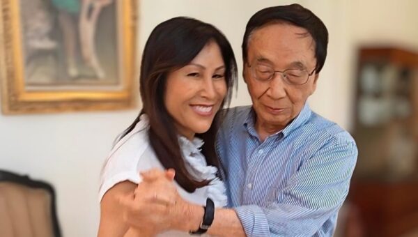 I’m a doctor who tracks my health. My 93-year-old dad does none of that.