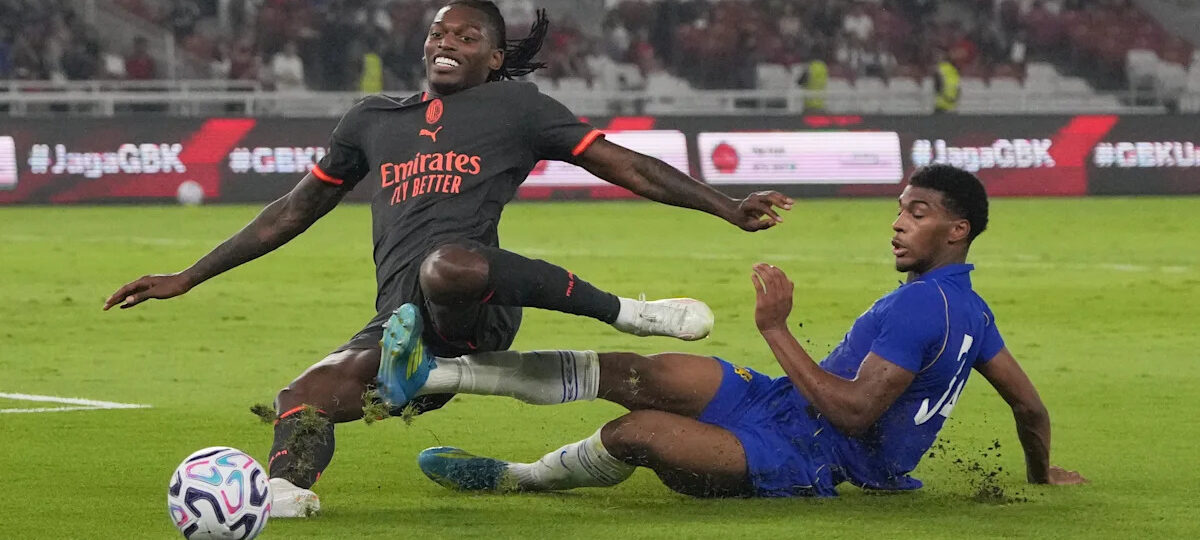 Former Serie A MVP Rafael Leão completes $44 million transfer from AC Milan to Galatasaray