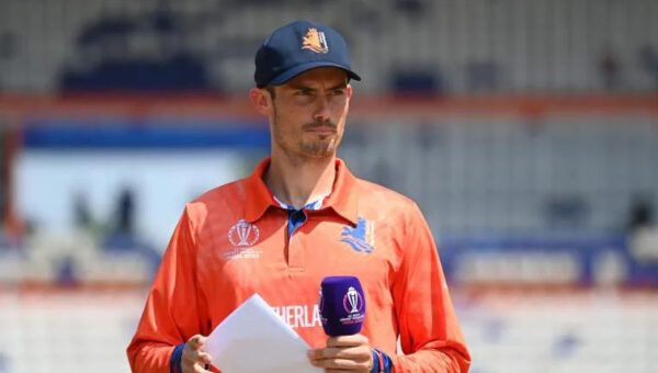 Bas de Leede succeeds Scott Edwards as Netherlands men’s captain while cousin Babette leads the Dutch women’s cricket team