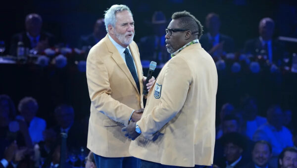 'He's going to burn every bridge': HOFers react to Adam Vinatieri's speech