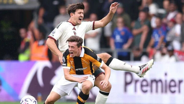 Hull stun Man Utd in opener – Hull v Man Utd player ratings