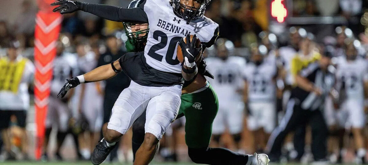 Brennan, Austin Vandegrift clash in first Express-News Game of the Week of 2026