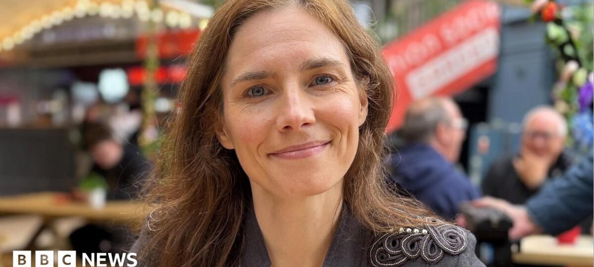 Amanda Knox defends Fringe comedy show after claims it will 'trivialise violence'