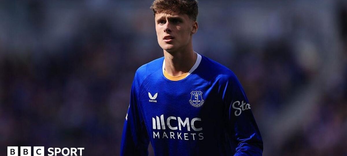 Forest to bid £40m for Everton teenager Armstrong
