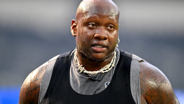 NFL world reacts to Laremy Tunsil injury news