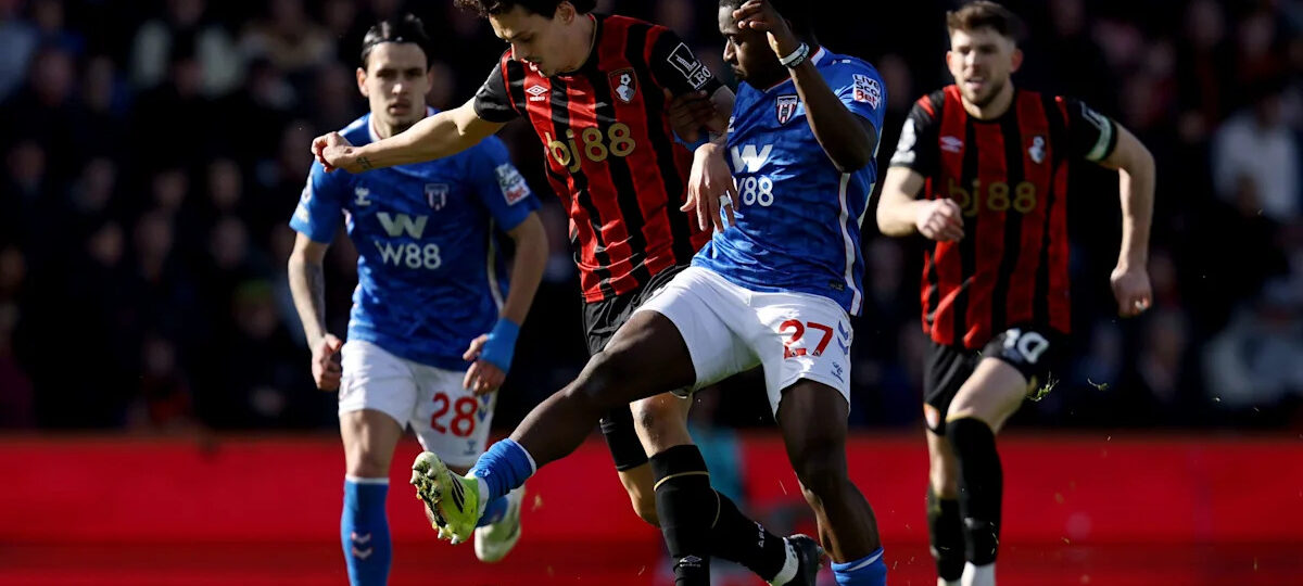 Sevilla set sights on Bournemouth star