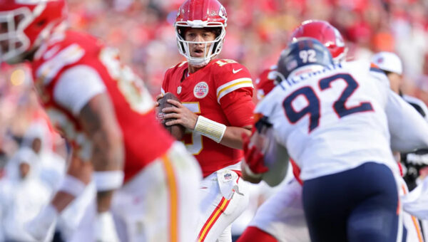 Chiefs News: Who will be the right tackle for Patrick Mahomes Week 1?