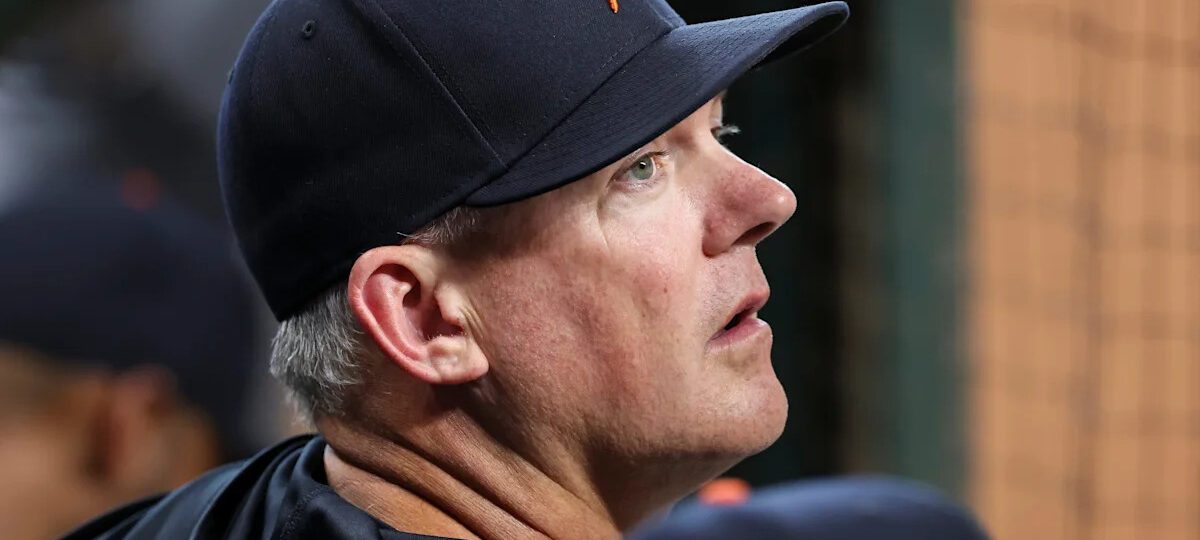 Tigers' A.J. Hinch reportedly has 'no interest' in open Astros GM job