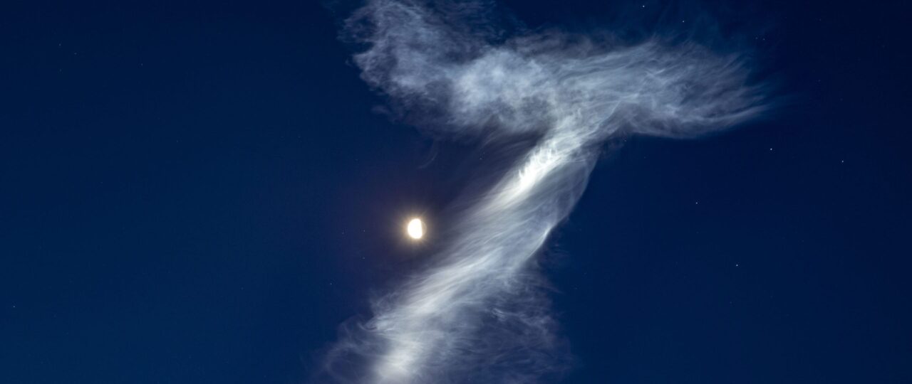 Will the Space X Crash Leave a Crater on the Moon?