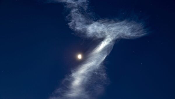 Will the Space X Crash Leave a Crater on the Moon?