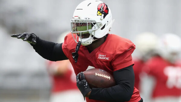 Cardinals' depth chart lists Tyler Allgeier as No. 1 RB, Jeremiyah Love as No. 2