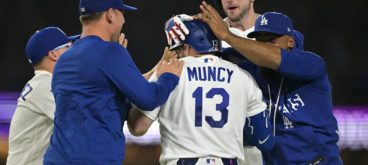 Former Tennessee baseball pitcher earns win in debut with Dodgers