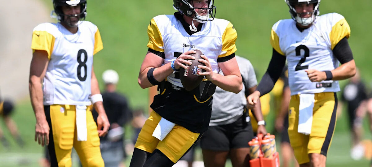 Charlie Batch on why the Steelers may keep four QBs on 53-man roster