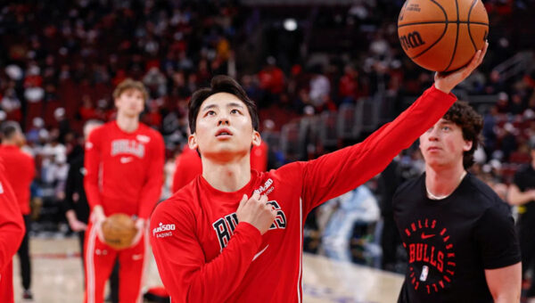 Clippers Sign Japanese Fan Favorite Yuki Kawamura To Limited Contract