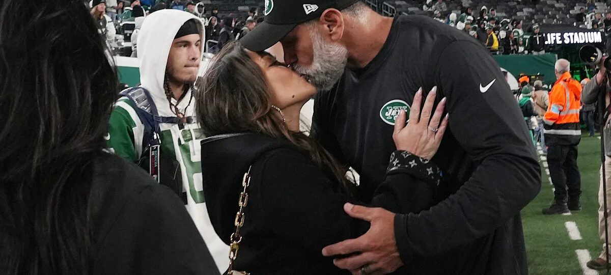 Falcons' defensive coordinator back at camp following wife's death
