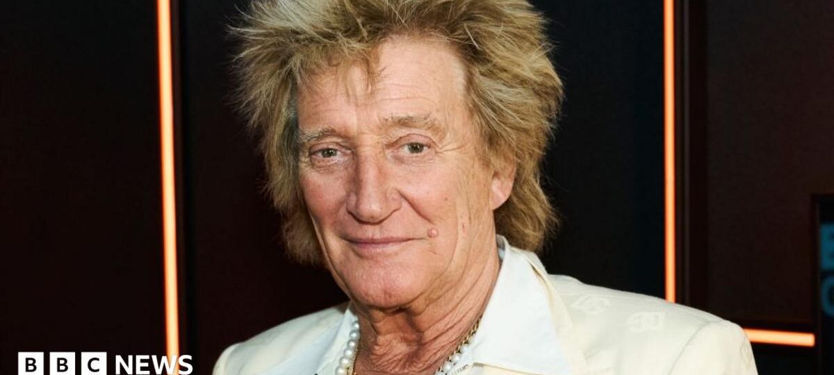Rod Stewart calls off US tour after ‘routine’ heart procedure