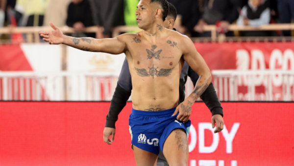 Bayer Leverkusen agrees €25m deal for Facundo Medina