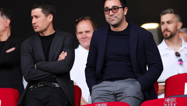 ‘We’re working on it’ – Deco talks replacing Robert Lewandowski and Ferran Torres at Barcelona