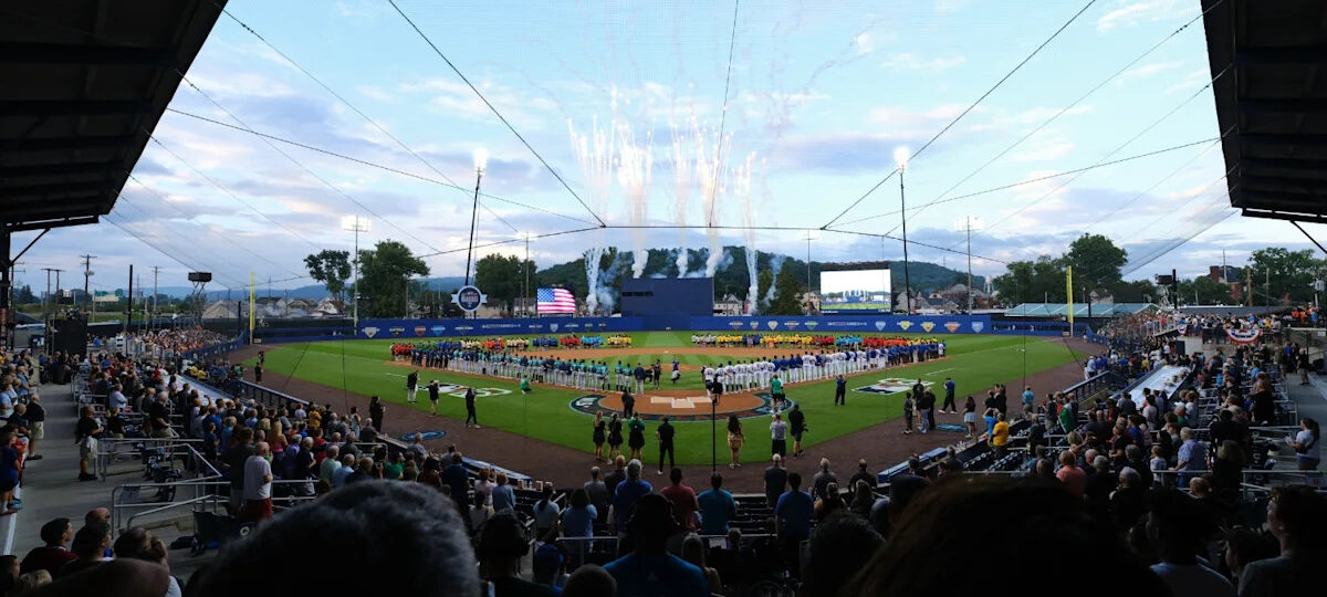 ESPN to return to ‘Sunday Night Baseball’ for Little League Classic, adds alumni-cast