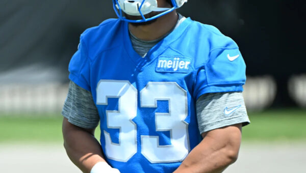 Why Sione Vaki, Lions RB, didn’t play vs. Commanders