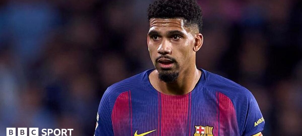 Liverpool sign Araujo on loan from Barcelona