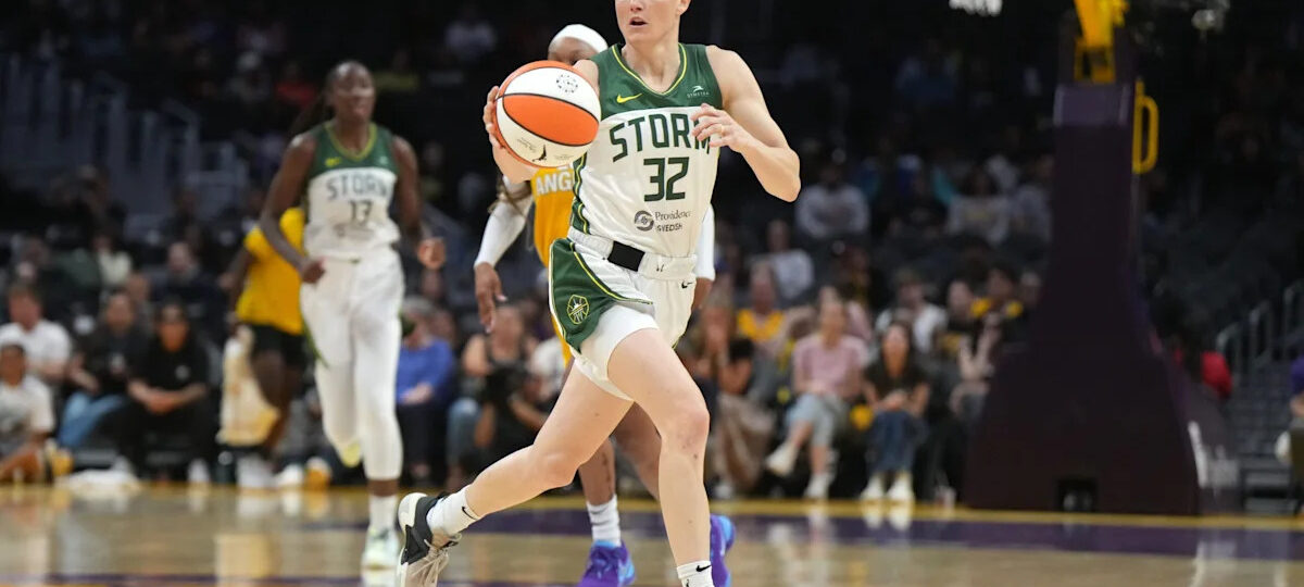 Sami Whitcomb Forces Australia Into Late Search for World Cup Replacement