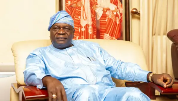 Osun: Adeleke never bought me a car – Ex-Governor, Oyinlola