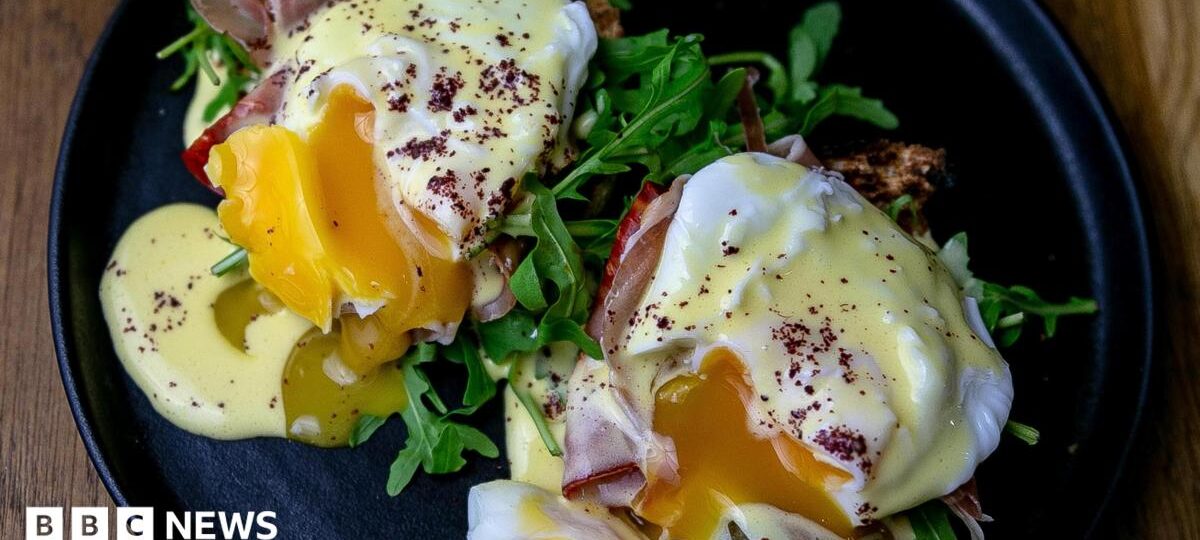 Under-fives and pregnant women told to avoid runny eggs when eating out over salmonella risk
