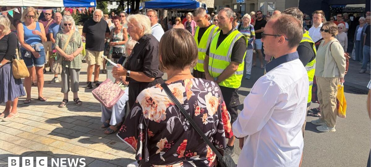 Vigil held for family who died in sea off Shoreham