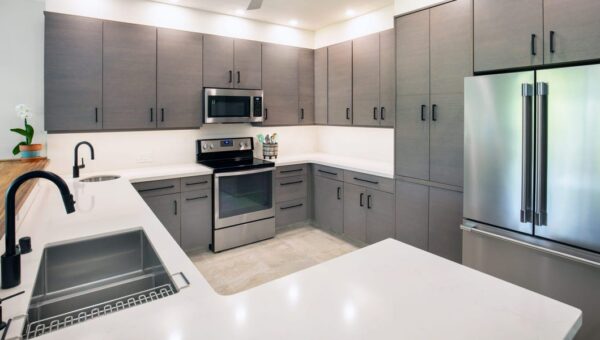 3 ways people make their kitchens look cheap, according to interior designers
