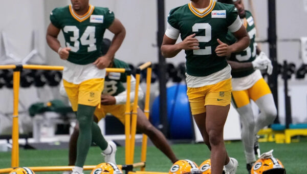 Packers rookie Brandon Cisse announces birth of first born, see photos
