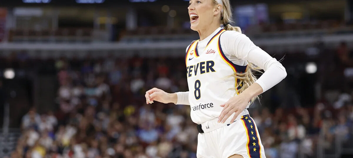 Sophie Cunningham Calls DiJonai Carrington “Hell of a Player,” Defends Stephanie White