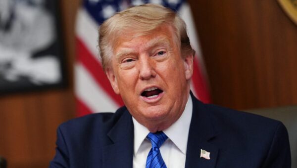What smart people are saying about Trump Media charging for early access to the president's Truth Social posts