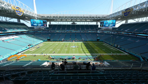 Giants vs. Dolphins: How to stream, TV channel, start time, odds, and more