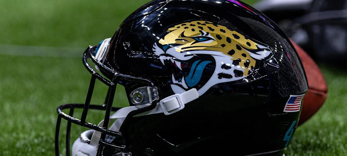 Former Jaguars' Pro Bowl wide receiver announces retirement from NFL