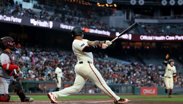 Rafael Devers hits three-run homer to highlight Giants’ 5-0 win over Reds, San Francisco ends skid