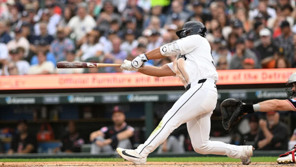 Tigers' Hao-Yu Lee sets single-season hit record for Taiwanese players