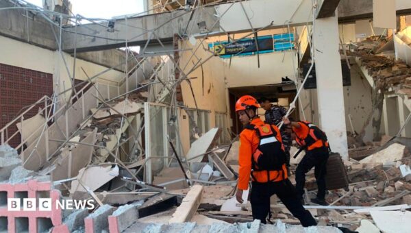 One dead after 7.7 magnitude earthquake strikes Indonesia