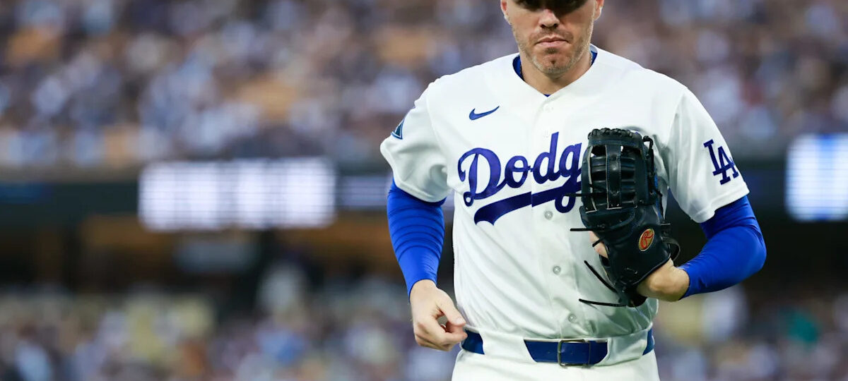 Dodgers announce Freddie Freeman update after alarming exit in Royals game