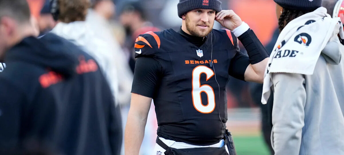 Injury to Jake Browning creates unique spot for Bucs' QB2 spot
