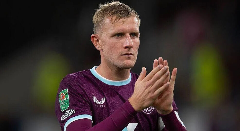 Wrexham close in on Burnley defender Worrall